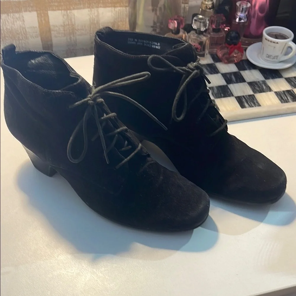 Clarks Black Ankle Suede Boots with Classic Laces - Picture 5 of 16